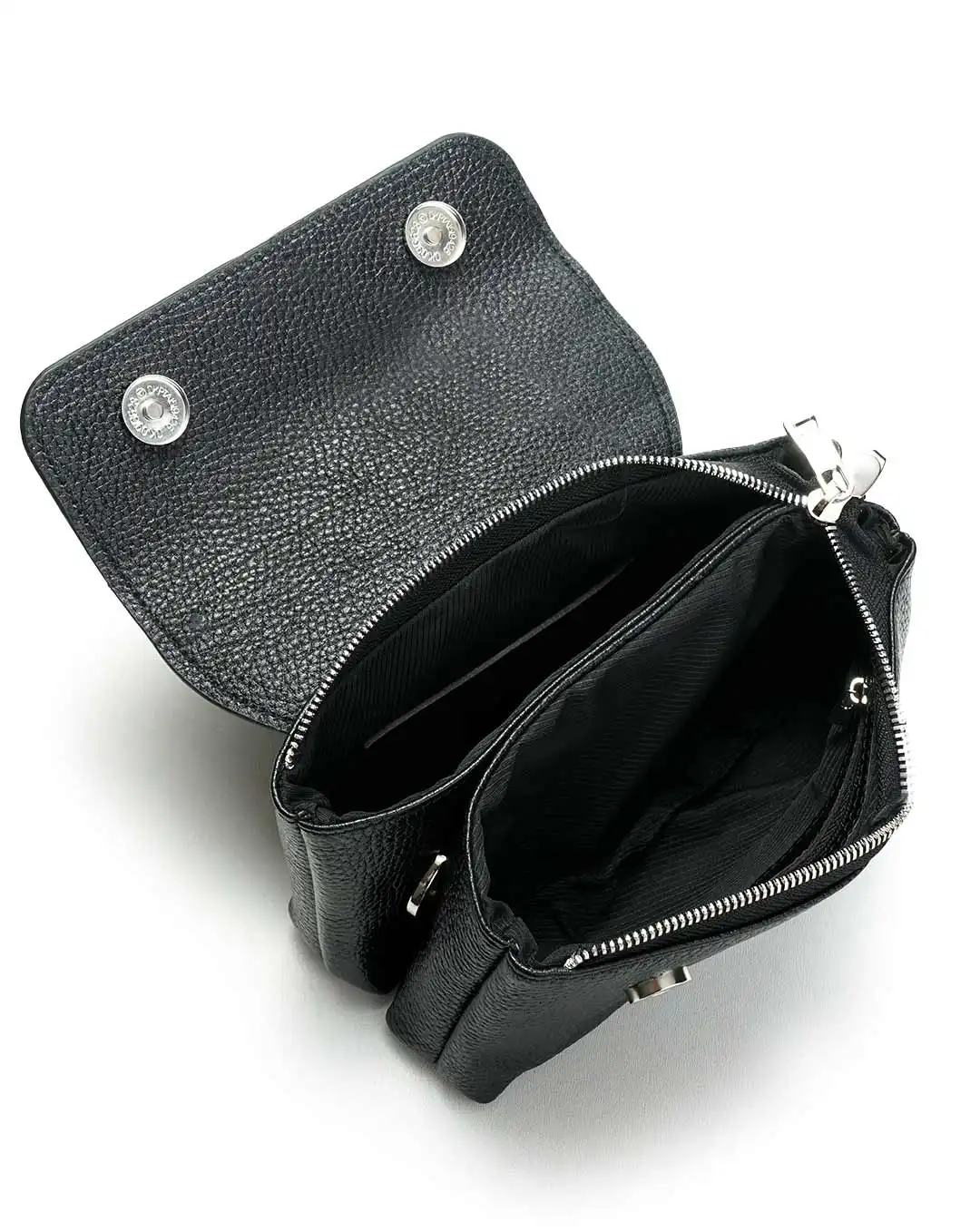 کیف دوشی زنانه چرم طبیعی مدل بهسا کد 1570 رنگ مشکی و جنس چرم فلوتر گاوی و دارای بند بلند رودوشی قابل تنظیم و دارای محفظه زیاد